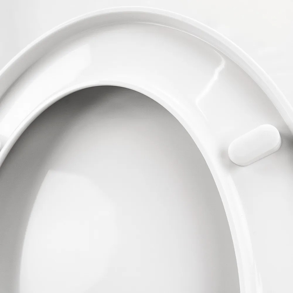 Toaletă monobloc Cleano cu evacuare inferioară și scaun