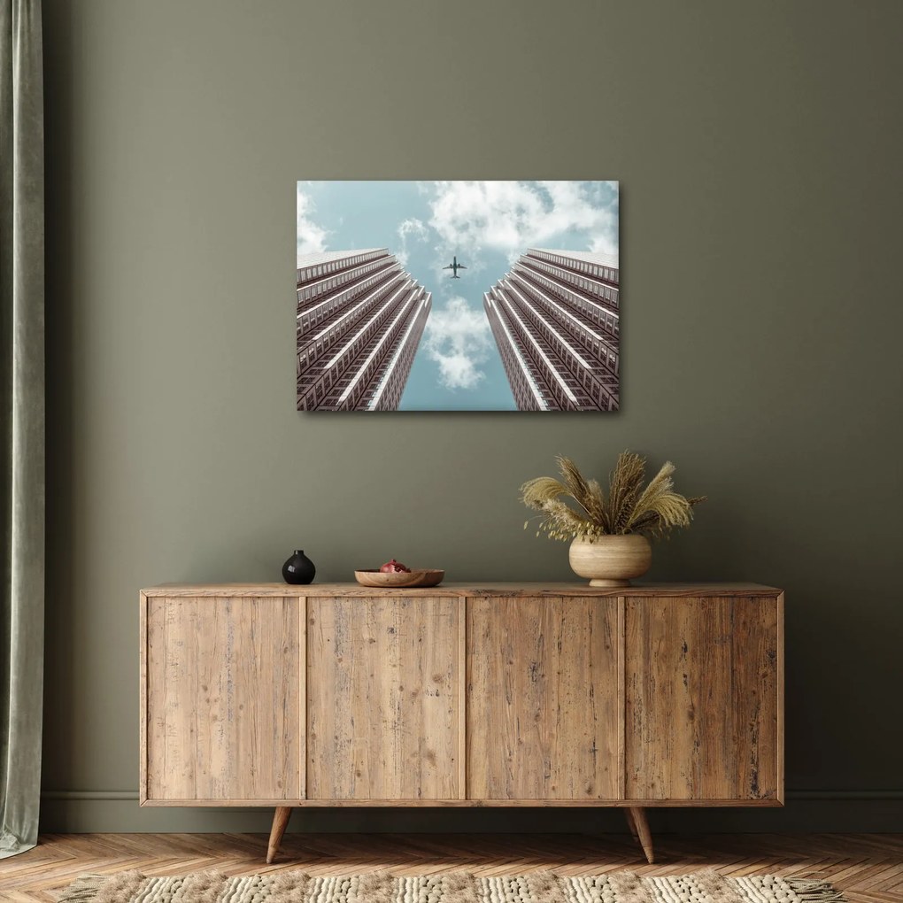 Tablou cuavion între clădiri (70x50 cm)