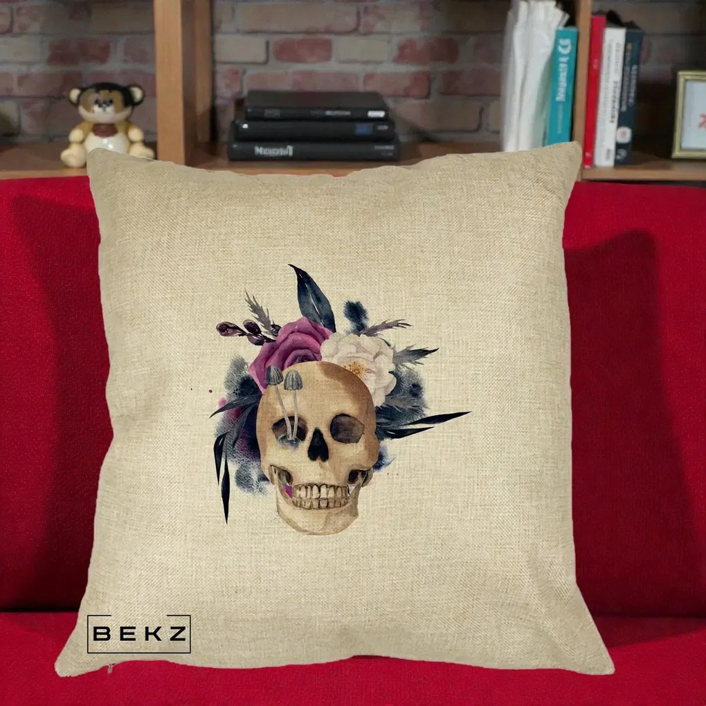 Perna Decorativa Craniu Floral cu Trandafiri si Ciuperci, 40x40 cm, Crem, Husa Detasabila, Perna Inclusa, BEKZ®