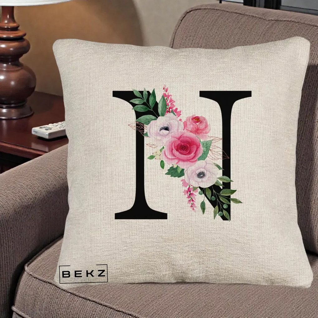 Cadou Personalizat - Perna Personalizata Monograma Florala Litera N, 40x40 cm, Bej Canapea, Husa Detasabila, Perna Inclusa, BEKZ®