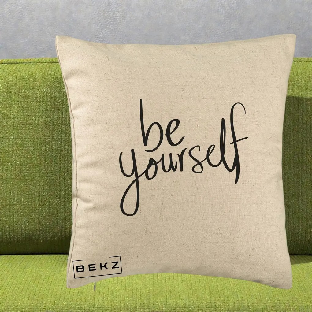 Perna Decorativa Be Yourself Caligrafie Neagra, 40x40 cm, Bej, Husa Detasabila, Perna Inclusa, BEKZ®