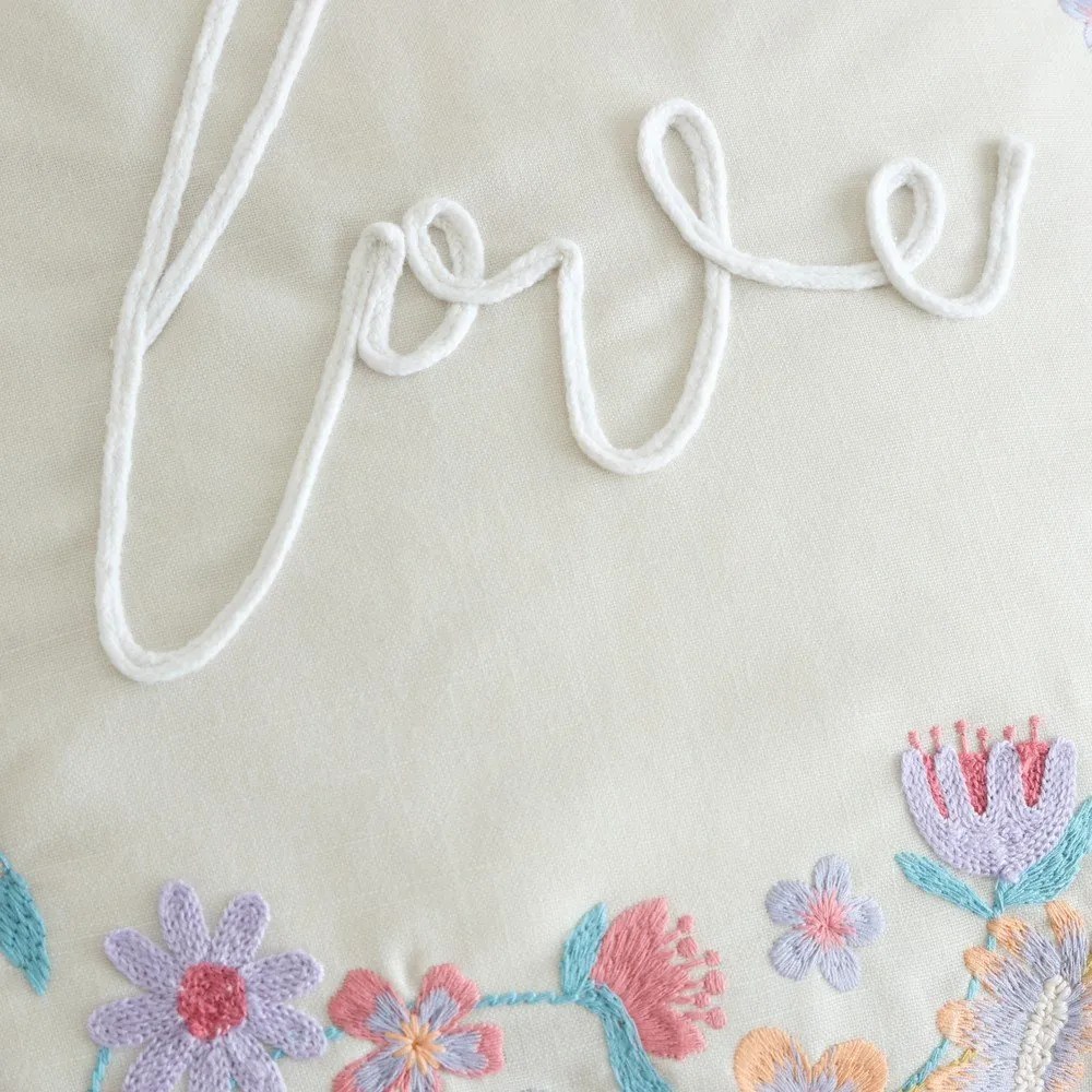 Pernă decorativă din amestec de in 45x45 cm Love – Catherine Lansfield