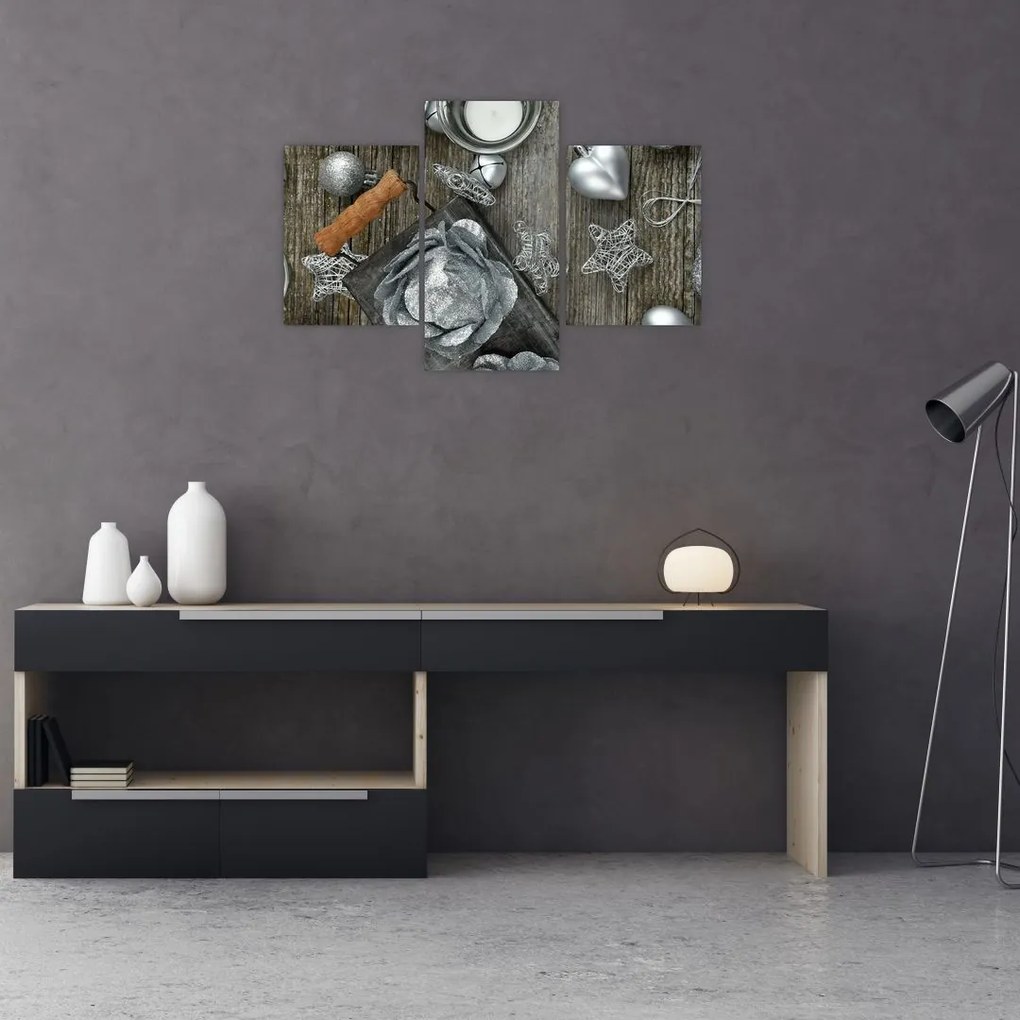 Tablou - decorațiuni argintii de Crăciun (90x60 cm)