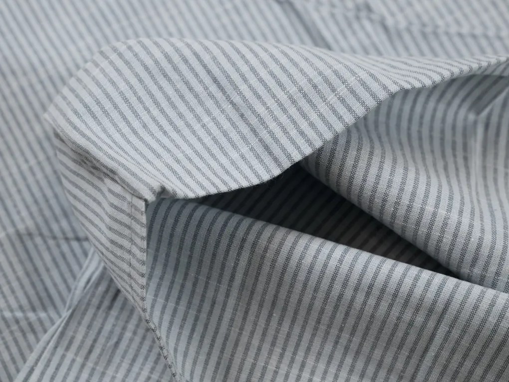 Lenjerie de pat din bumbac LINIE BLUE bleu deschis Dimensiune lenjerie de pat: 70 x 90 cm | 140 x 200 cm