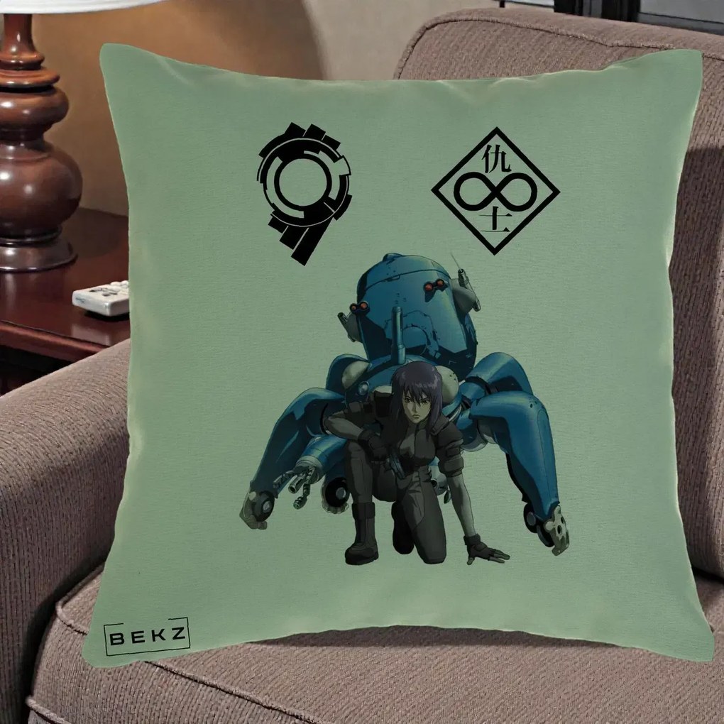 Perna Personalizata Ghost in the Shell Motoko si Tachikoma, 40x40 cm, Verde, Husa Detasabila, Perna Inclusa, BEKZ®