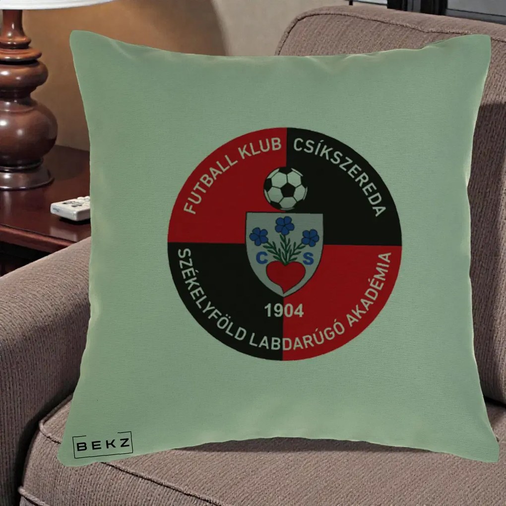 Perna Personalizata FK Csikszereda 1904 Fotbal, 40x40 cm, Verde, Husa Detasabila, Perna Inclusa, BEKZ®