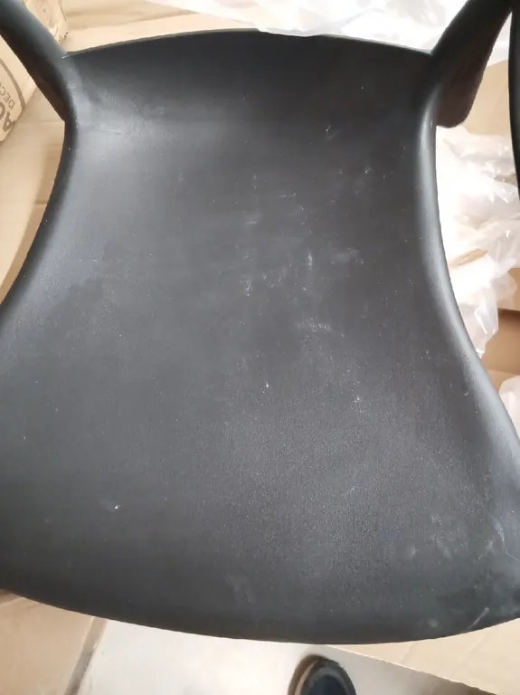 PROMOTIE Scaun din plastic negru KATO II. calitate