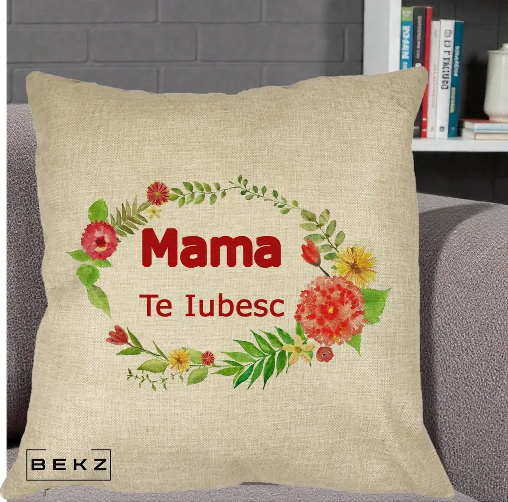 Cadou pentru Mama - Perna Personalizata Mama Te Iubesc Flori Rosii, 40x40 cm, Crem, Husa Detasabila, Perna Inclusa, BEKZ®