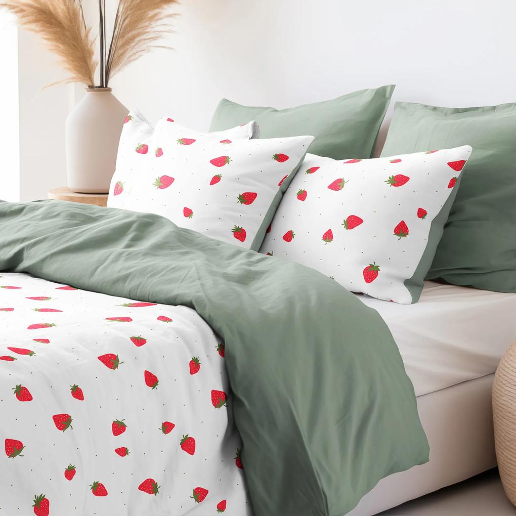 Goldea lenjerie de pat din 100% bumbac duo - căpșuni proaspete cu verde salvie 200 x 200 și 2buc 50 x 70 cm (din două bucăți, cusătură pe mijloc)