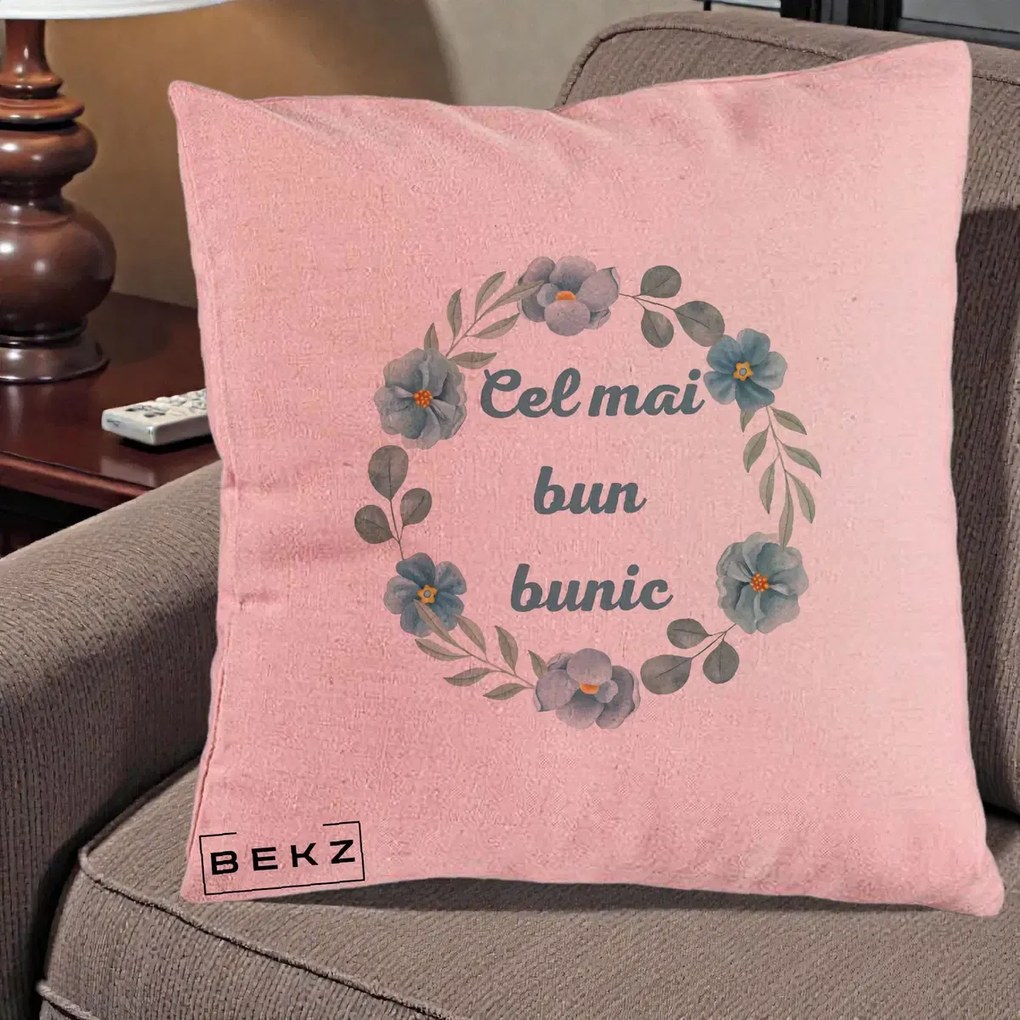 Cadou pentru Bunic - Perna Personalizata Cel Mai Bun Bunic Coronita Flori Albastre Teal, 40x40 cm, Roz, Husa Detasabila, Perna Inclusa, BEKZ®