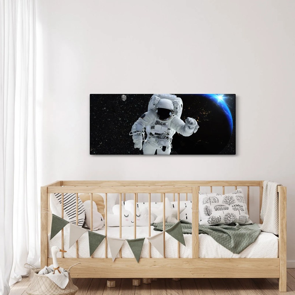 Tablou - Astronaut în Cosmos (120x50 cm)