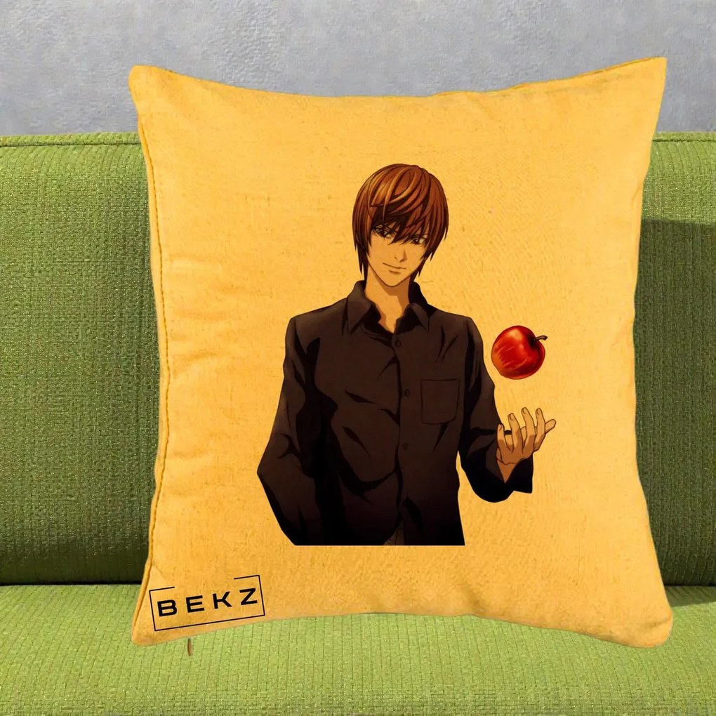 Perna Personalizata Death Note Light Yagami cu Mar, 40x40 cm, Galben, Husa Detasabila, Perna Inclusa, BEKZ®