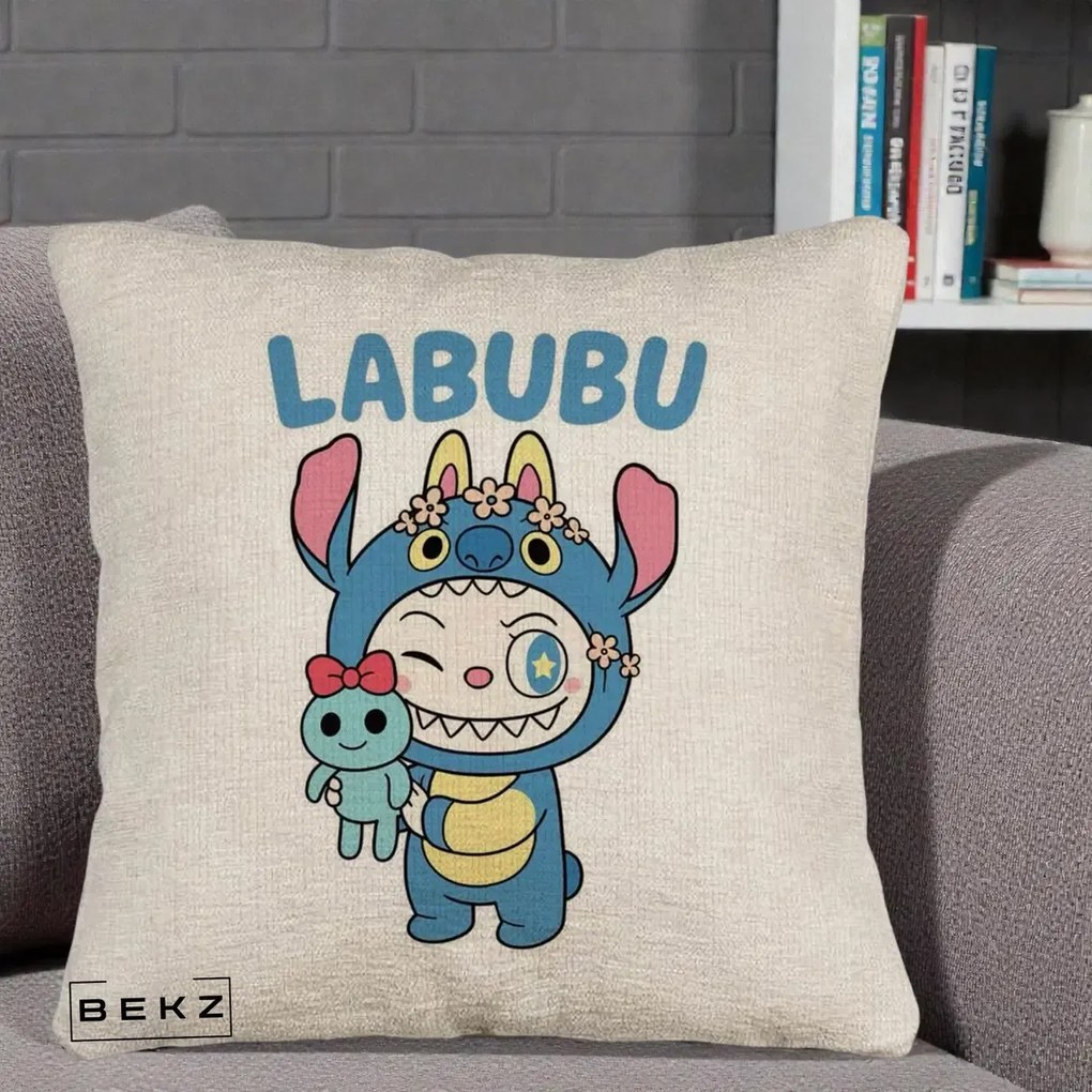 Perna Personalizata Labubu x Stitch cu Flori, 40x40 cm, Bej Canapea, Husa Detasabila, Perna Inclusa, BEKZ®