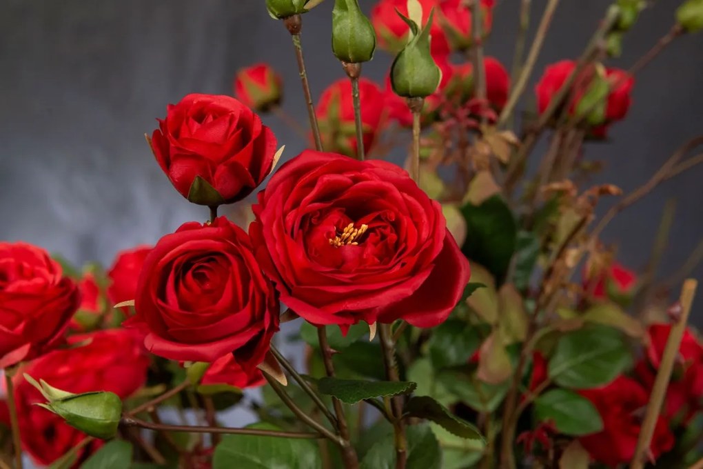 Aranjament floral mare decor festiv design LUX RED ROSES BUSH H-135cm