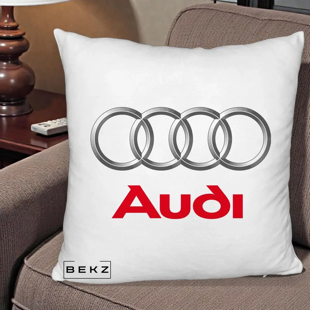 Perna Personalizata cu emblema Audi, 40x40 cm, Alb Pufos, Husa Detasabila, Perna Inclusa, BEKZ®