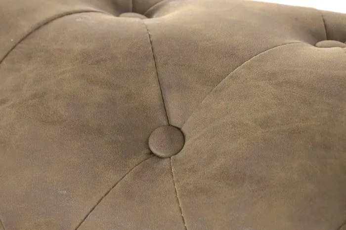 Canapea Chesterfield 3 locuri din piele ecologică maro deschis, cu brațe rulate și picioare curbate din lemn, 76 x 196 x 81 cm, „Sir”