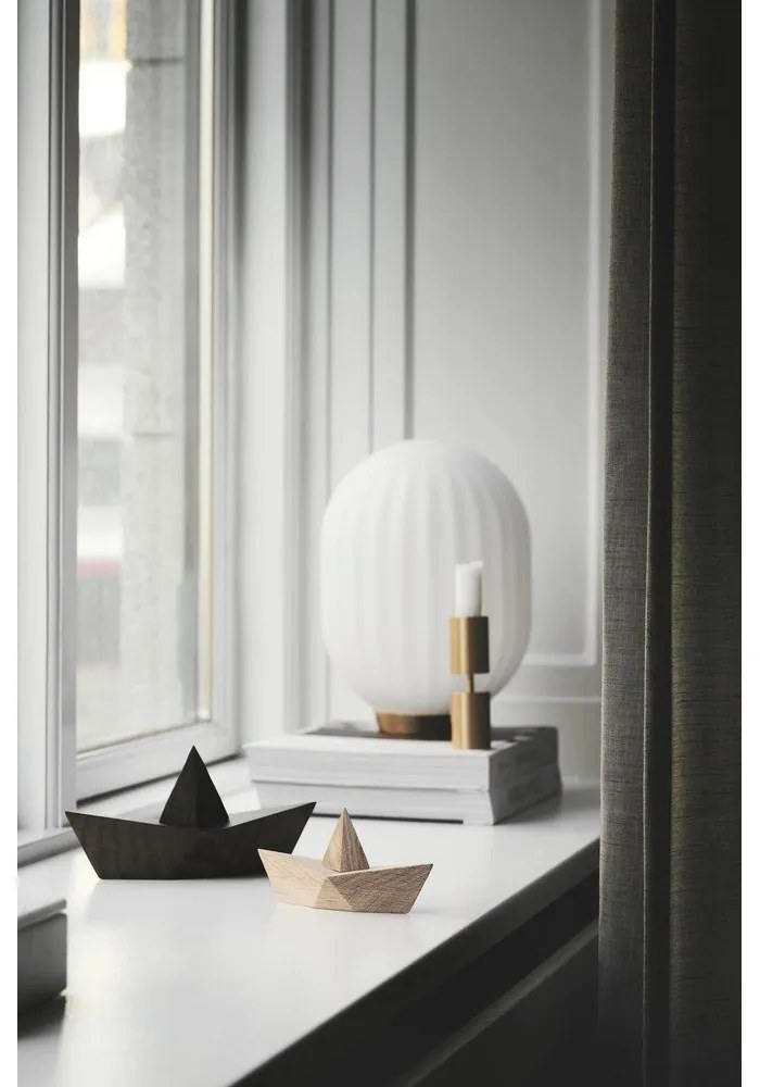 Statuetă din lemn masiv (înălțime 7 cm) Admiral – Boyhood