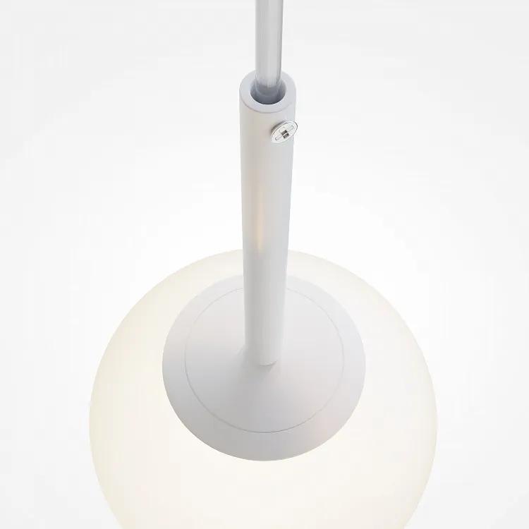 Pendul modern alb cu glob de sticla Maytoni Basic form d15