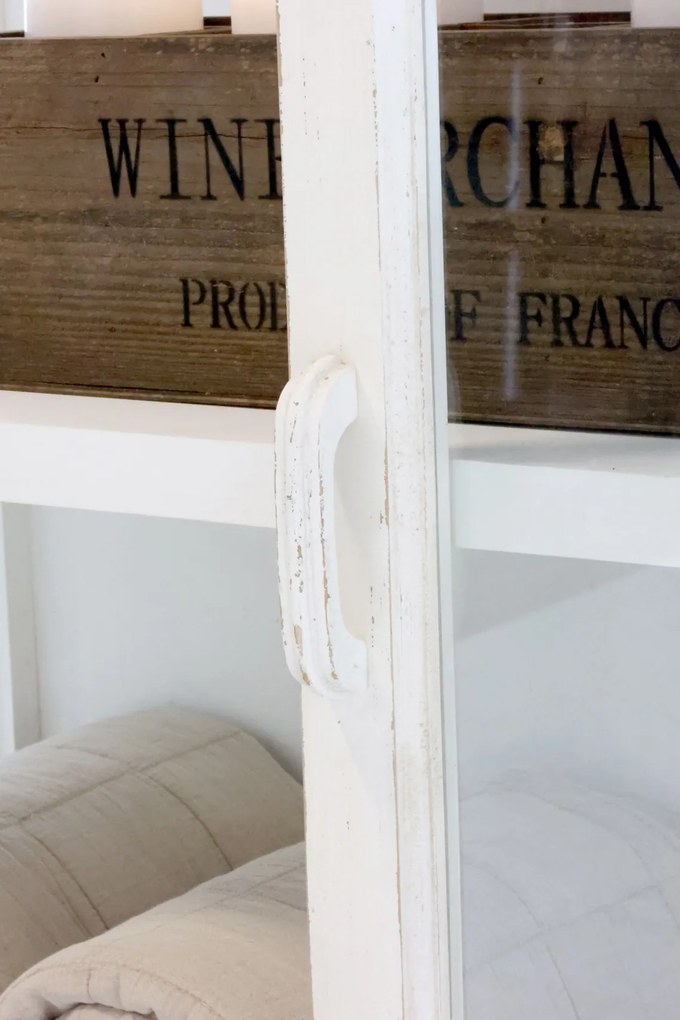 Vitrină albă antichizată din lemn cu uși vitrate și detalii sculptate, finisaj crem antichizat, 3 rafturi, 170×97×41 cm, „Béatrice"
