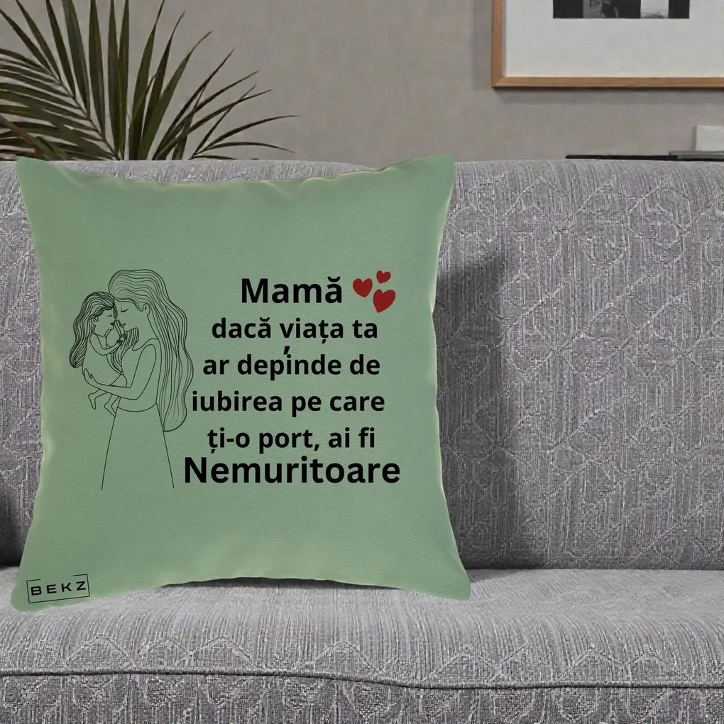 Cadou pentru Mama - Perna Personalizata Mama Nemuritoare cu Copilul in Poala, 40x40 cm, Verde, Husa Detasabila, Perna Inclusa, BEKZ®