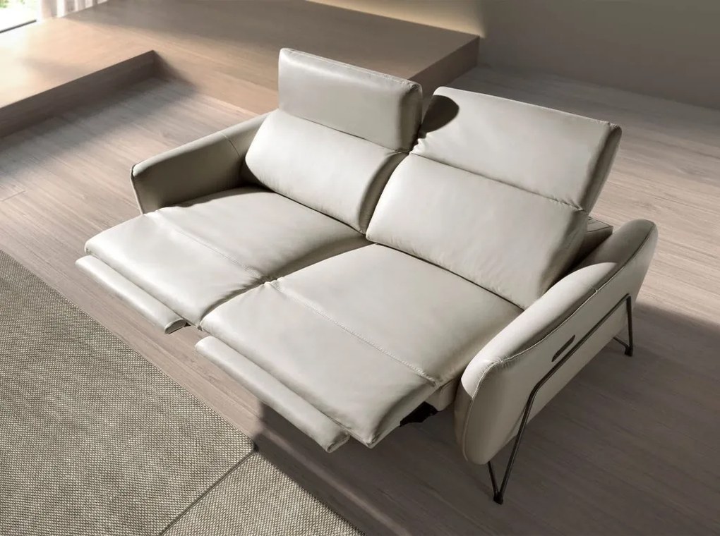 Canapea 3 locuri design italian, Functia Relax, Cowhide sand
