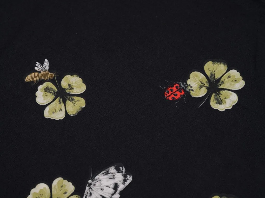Lenjerie de pat din microfibra FOUR LEAF CLOVER negru Dimensiune lenjerie de pat: 2 buc 70 x 90 cm | 200 x 220 cm