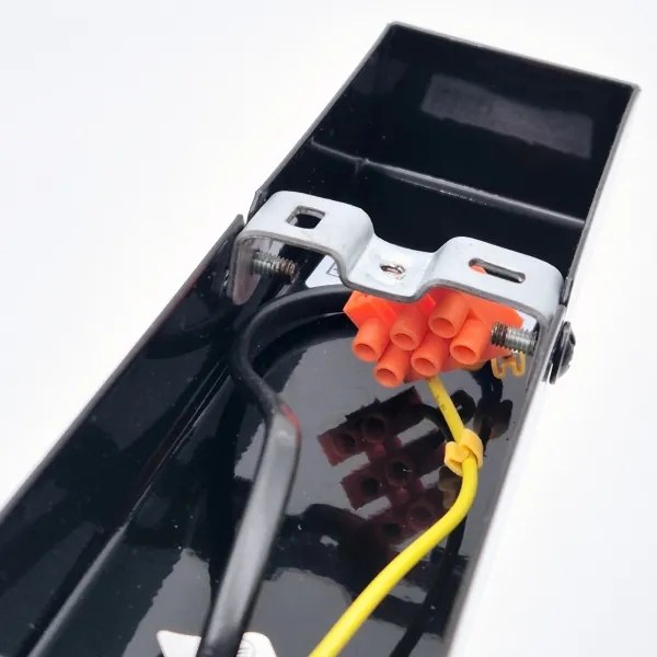 Aplică ASTRID 1xE27/60W/230V negru lucios