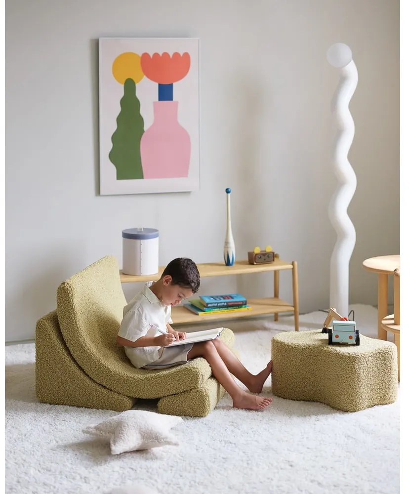 Fotoliu de copii verde cu tapițerie din țesătură bouclé Moon – Wigiwama