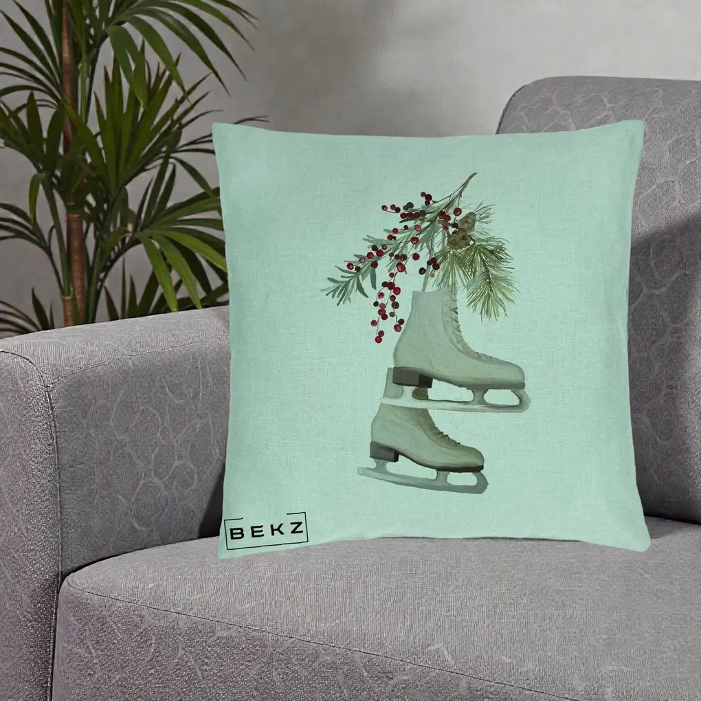 Perna Decorativa Patine cu Ramuri de Brad si Afine, 40x40 cm, Verde Menta, Husa Detasabila, Perna Inclusa, BEKZ®