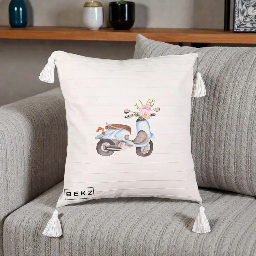Perna Decorativa Scuter Albastru cu Flori Acuarela, 40x40 cm, Bej cu Franjuri, Husa Detasabila, Perna Inclusa, BEKZ®