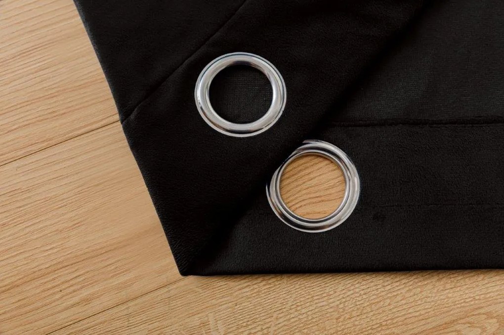 Draperie opaca neagra VELVET 140x250 cm Agatat: Inele metalice
