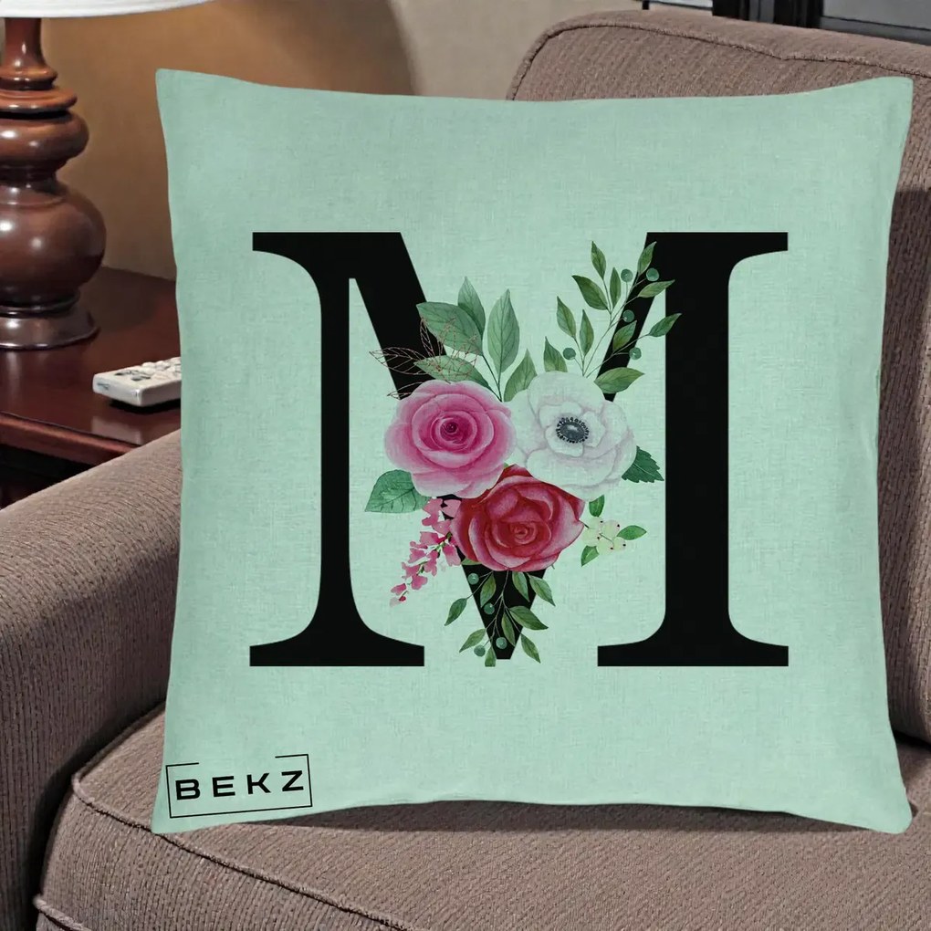 Cadou Personalizat - Perna Personalizata Monograma Florala Litera M cu Trandafiri si Anemona, 40x40 cm, Verde Menta, Husa Detasabila, Perna Inclusa, BEKZ®