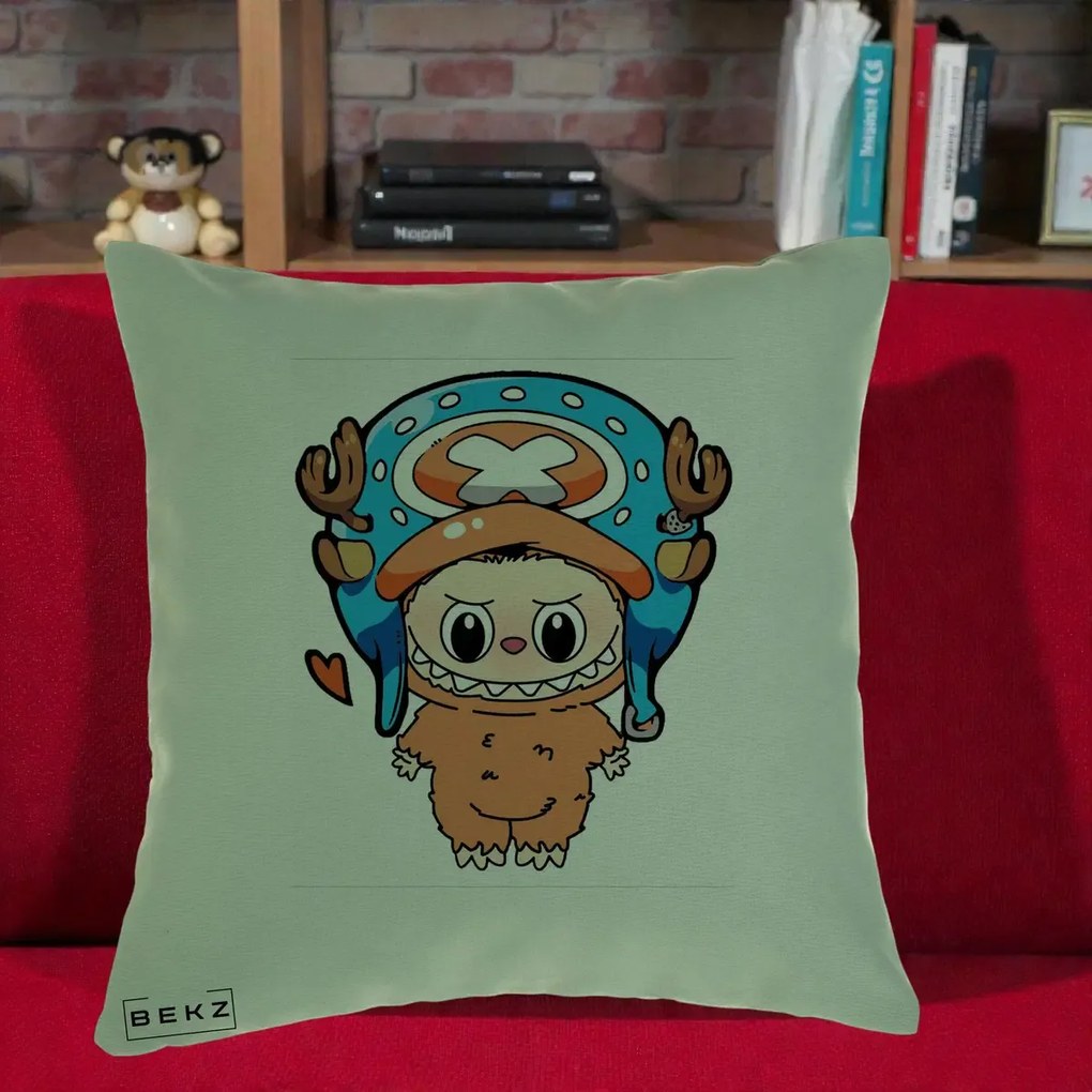 Perna Personalizata Labubu x Tony Tony Chopper, 40x40 cm, Verde, Husa Detasabila, Perna Inclusa, BEKZ®