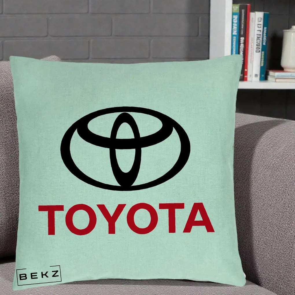 Perna Personalizata cu emblema Toyota, 40x40 cm, Verde Menta, Husa Detasabila, Perna Inclusa, BEKZ®