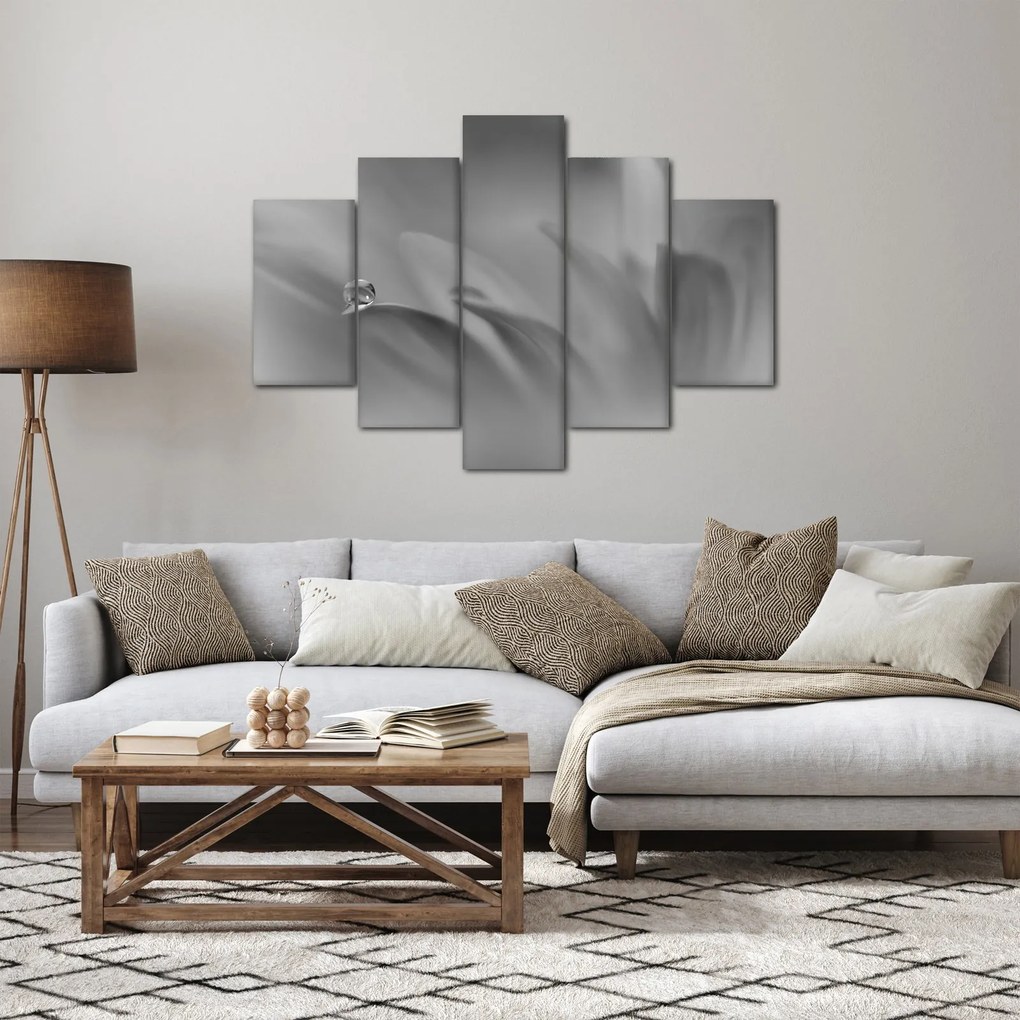 Tablou - Picătură pe floare,alb-negru (150x105 cm)