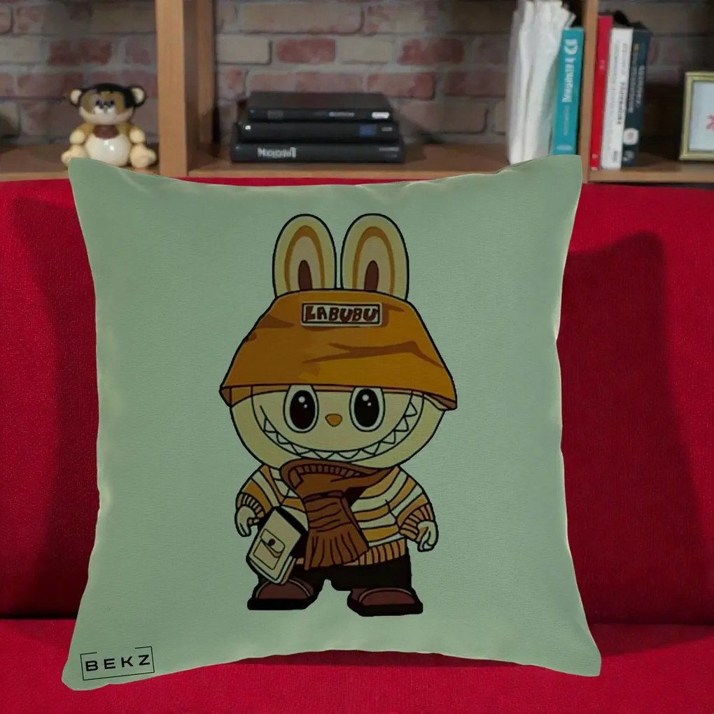 Perna Personalizata Labubu Streetwear Portocaliu, 40x40 cm, Verde, Husa Detasabila, Perna Inclusa, BEKZ®