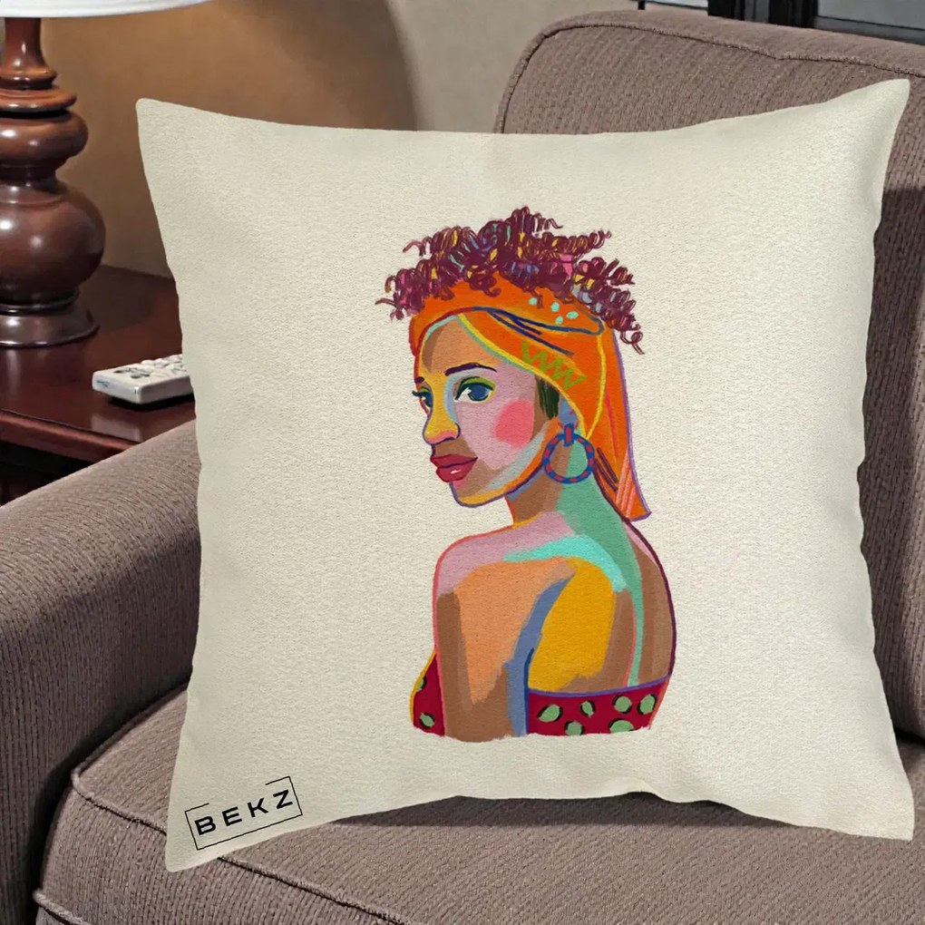 Perna decorativa Portret Femeie Colorat Pop Art, 40x40 cm cu Umplutura, Ecru, BEKZ