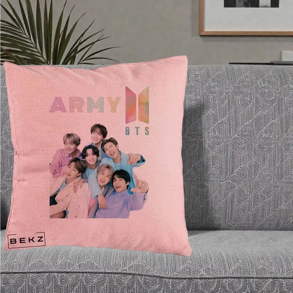 Perna Personalizata K-pop BTS ARMY Fotografie Grup Veseli, 40x40 cm, Roz, Husa Detasabila, Perna Inclusa, BEKZ®