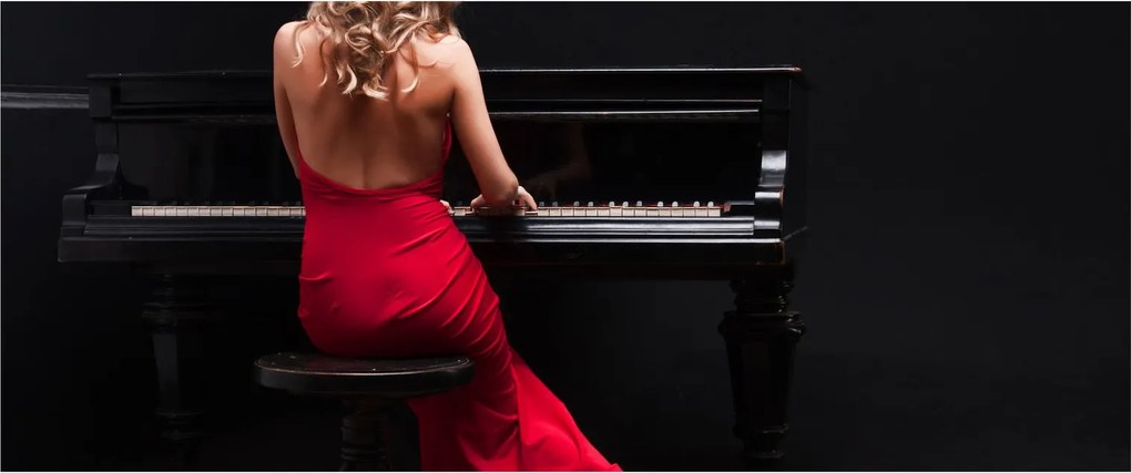 Tablou - Femeia cântând la pian (120x50 cm)