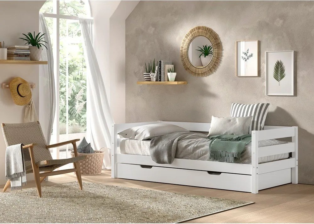 Pat pentru copii alb cu extensie suplimentară din lemn de pin cu somieră 90x200 cm Margrit – Vipack