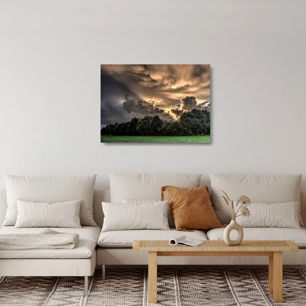 Tablou pe sticlă cu nori și pădure (70x50 cm)