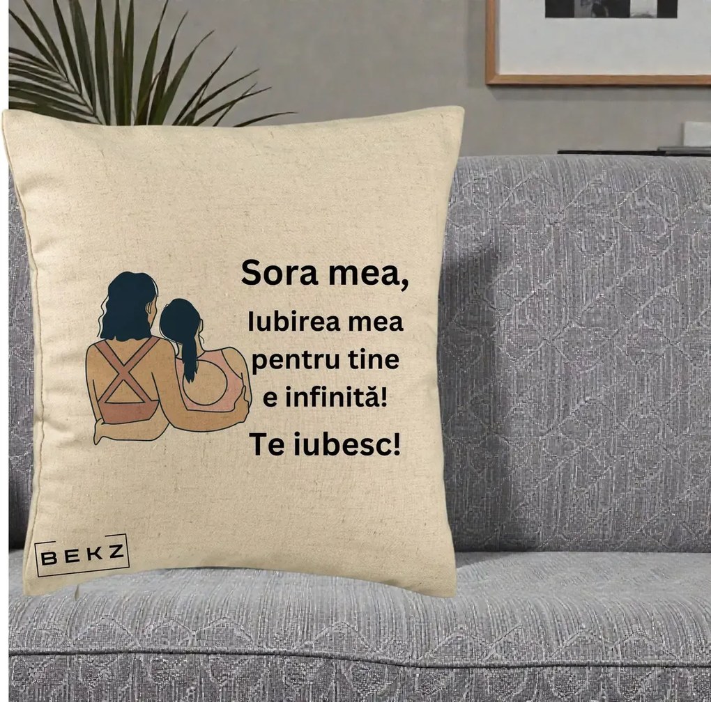 Cadou pentru Sora - Perna Personalizata Sora Mea Te Iubesc Doua Fete Fashioniste Line Art, 40x40 cm, Bej, Husa Detasabila, Perna Inclusa, BEKZ®