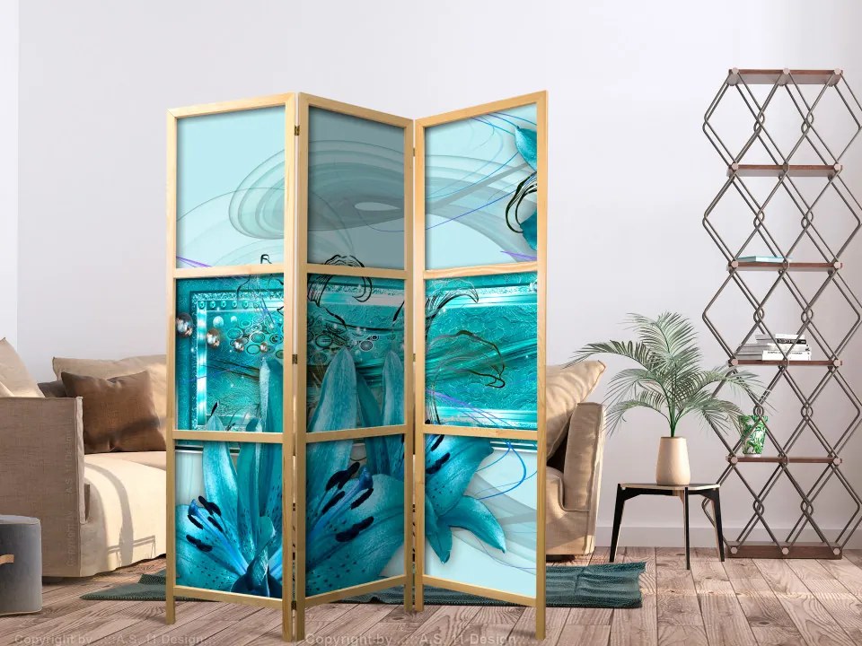 Paravan japonez - Lilies in Pale Blue I