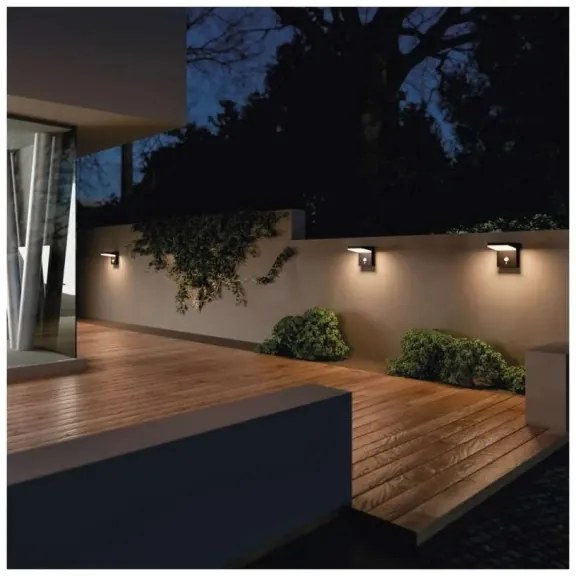 Aplică LED solară cu senzor LED/4,4W/3,7V 2200 mAh IP44