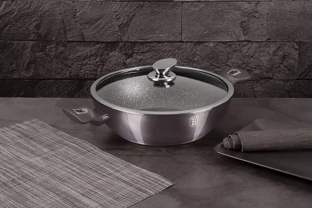 Cratiță marmorată cu capac 30 cm, 4.8 L Berlinger Haus Carbon Pro Collection BH 7111, antiaderentă cu titan, potrivită pentru inducție