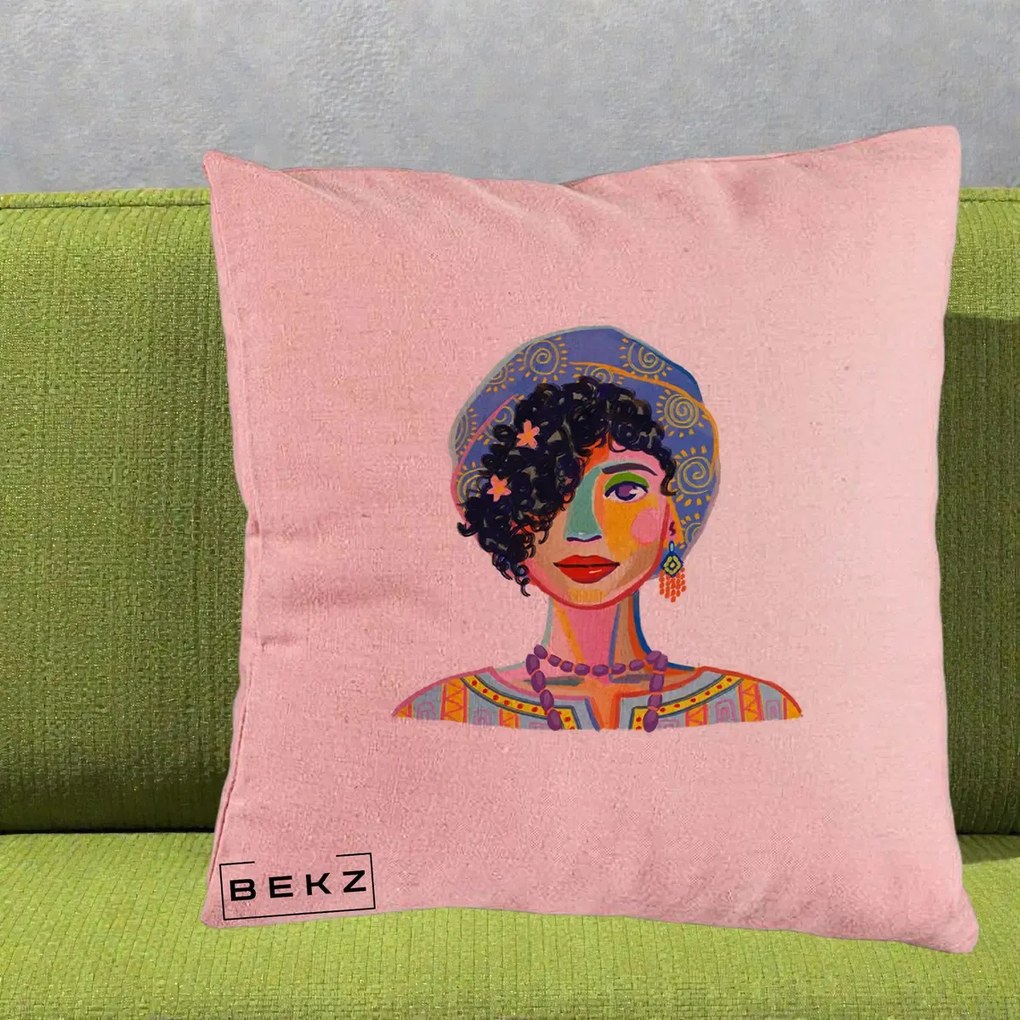Perna Decorativa Portret Femeie Etnic Colorat, 40x40 cm, Roz, Husa Detasabila, Perna Inclusa, BEKZ®