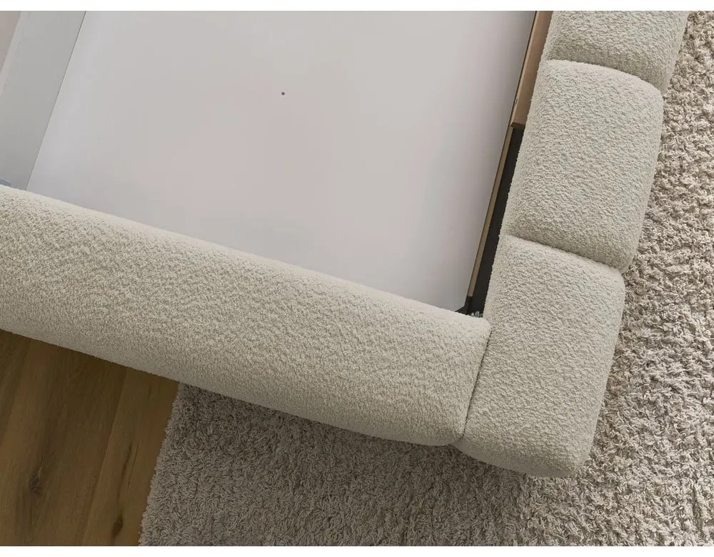 Pat matrimonial bej tapițat cu spațiu de depozitare cu somieră 140x190 cm Denali – Bobochic Paris