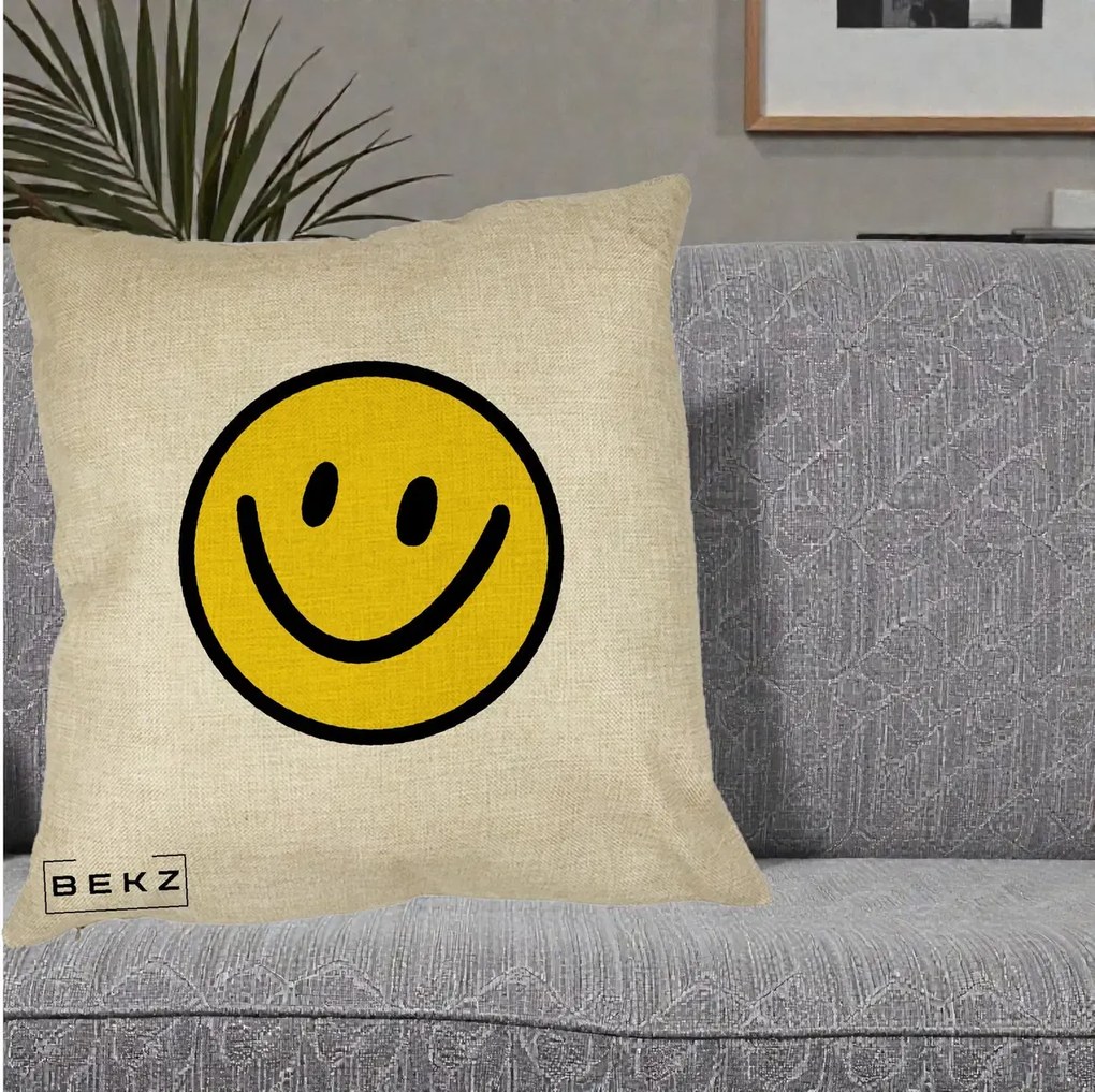 Perna Decorativa Smiley Face Galben Clasic, 40x40 cm, Crem, Husa Detasabila, Perna Inclusa, BEKZ®