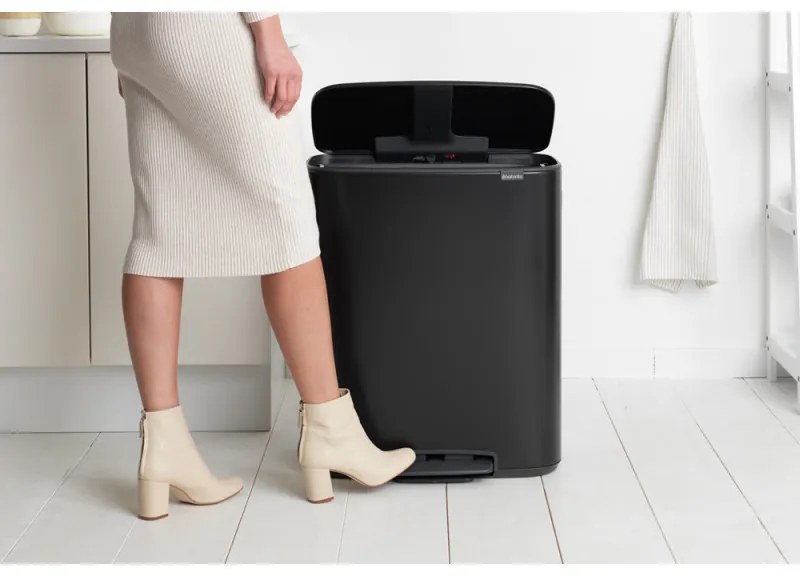 Cos de gunoi Brabantia Bo Pedal 1003191, 2x30 L, Inchidere lina, Baza antiderapanta, Negru