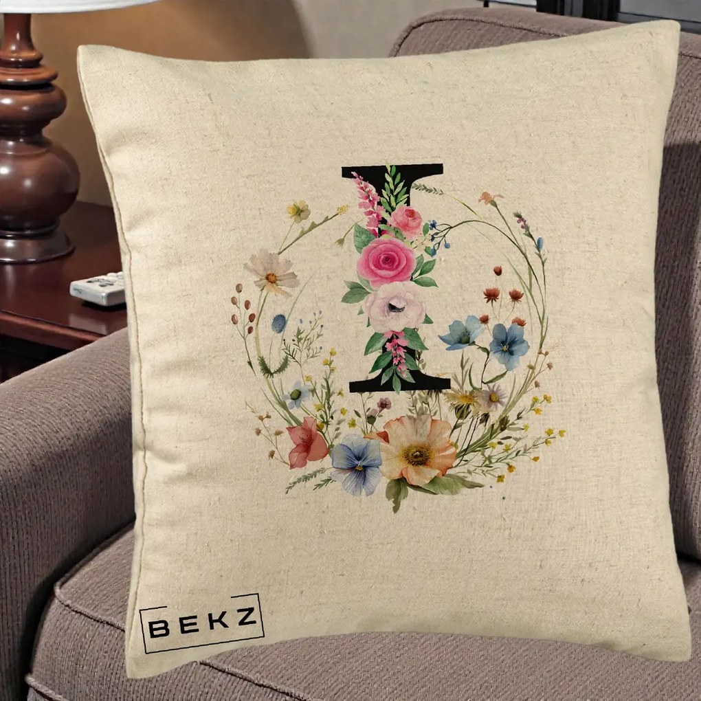Cadou Personalizat - Perna Personalizata Monogram Litera I cu Flori Acuarela, 40x40 cm, Bej, Husa Detasabila, Perna Inclusa, BEKZ®